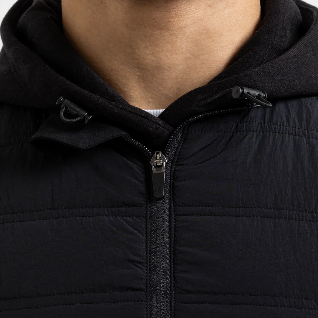 Signature Sports Gilet - Black - Image 4